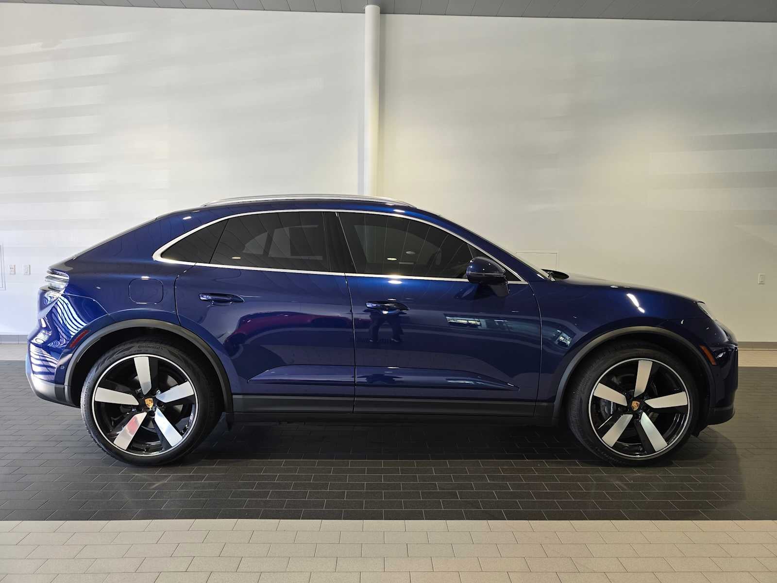 2024 Porsche Macan Electric 4