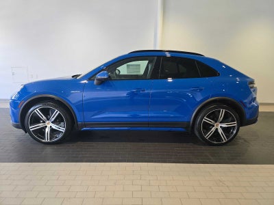 2026 Porsche Macan Macan 4 Electric