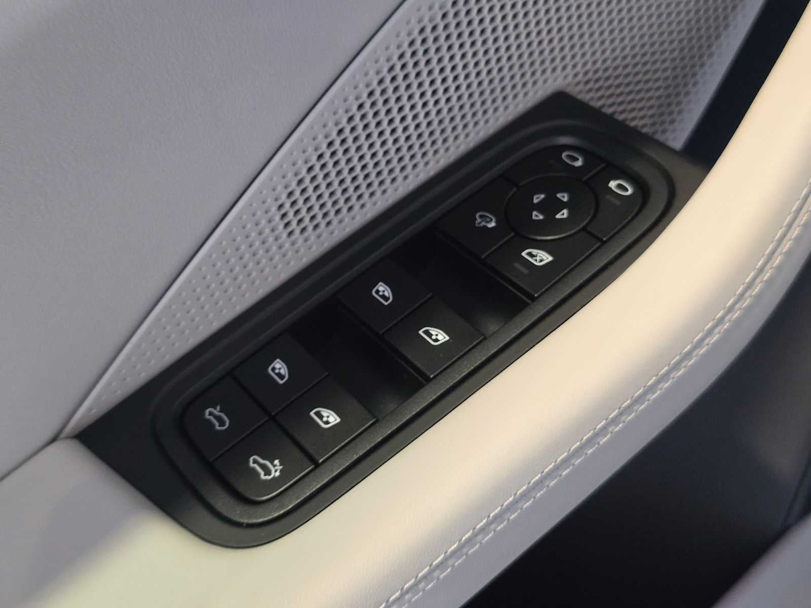 2026 Porsche Macan Macan 4 Electric