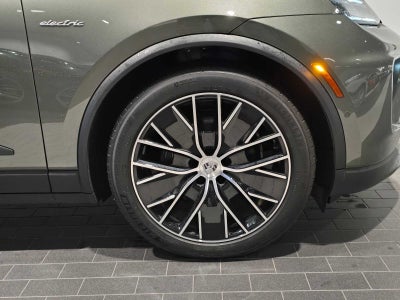 2024 Porsche Macan Electric 4