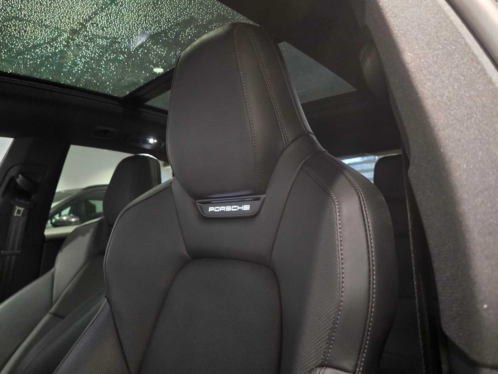 2024 Porsche Macan Electric 4