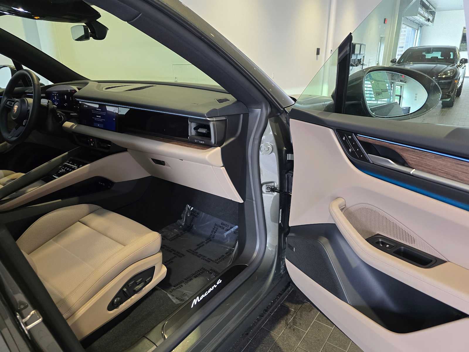 2026 Porsche Macan Electric 4