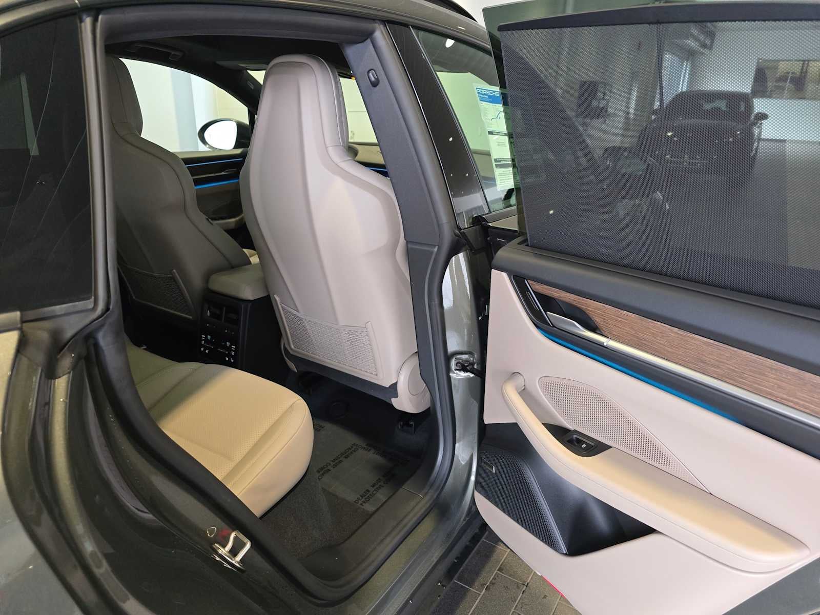 2026 Porsche Macan Electric 4