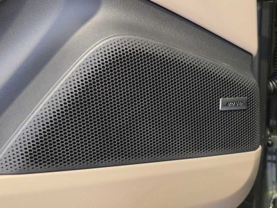 2026 Porsche Macan Electric 4