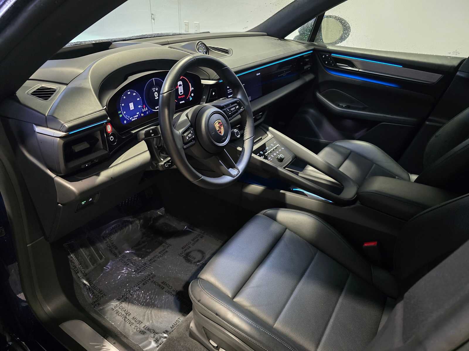 Certified 2024 Porsche Macan Base with VIN WP1AA2XA7RL000127 for sale in Lynnwood, WA