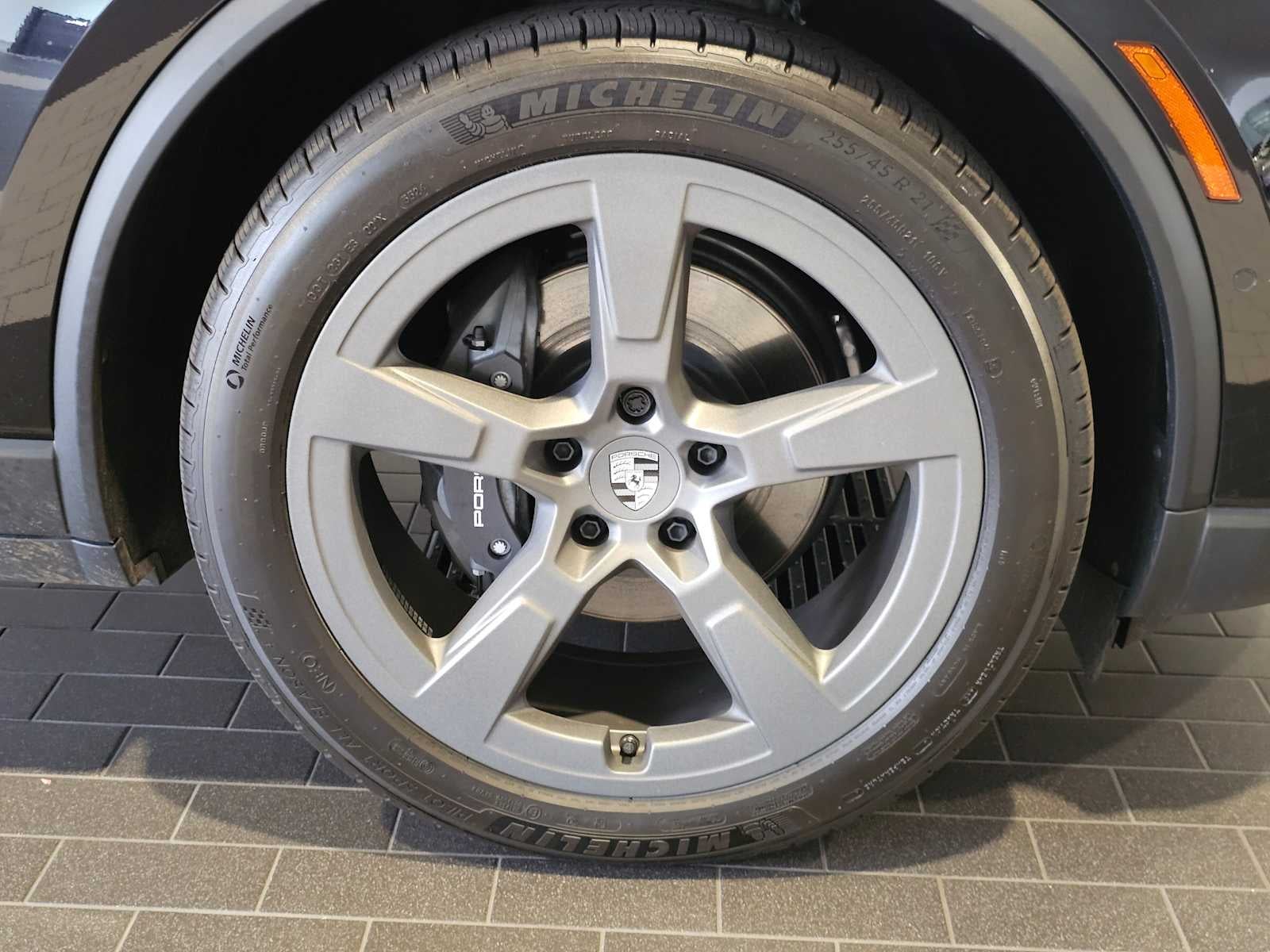 2024 Porsche Macan Electric 4