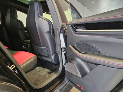 2024 Porsche Macan Electric 4