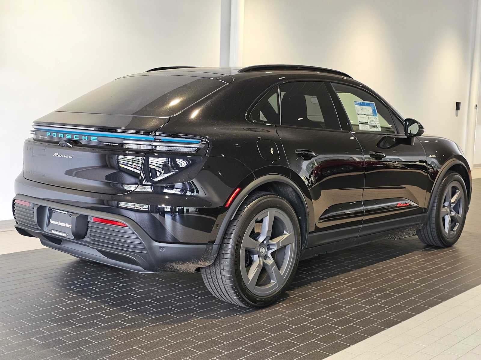 2024 Porsche Macan Electric 4