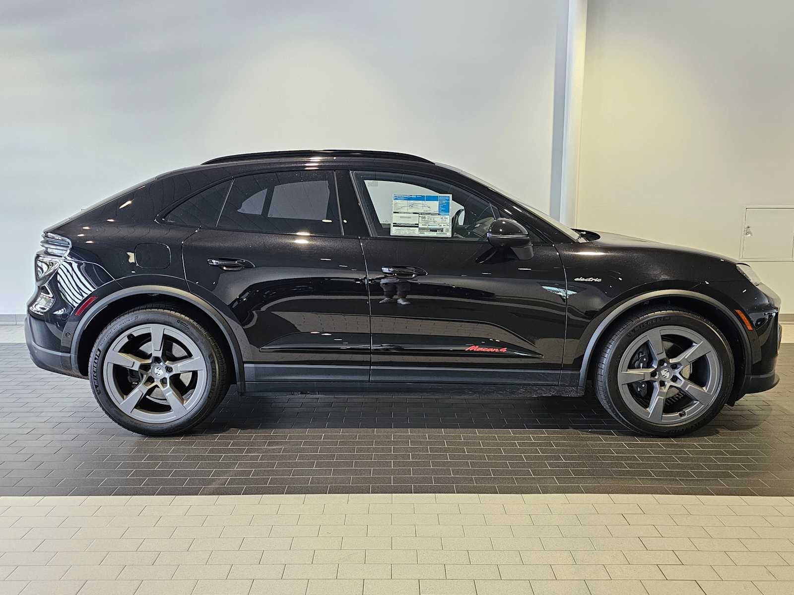 2024 Porsche Macan Electric 4