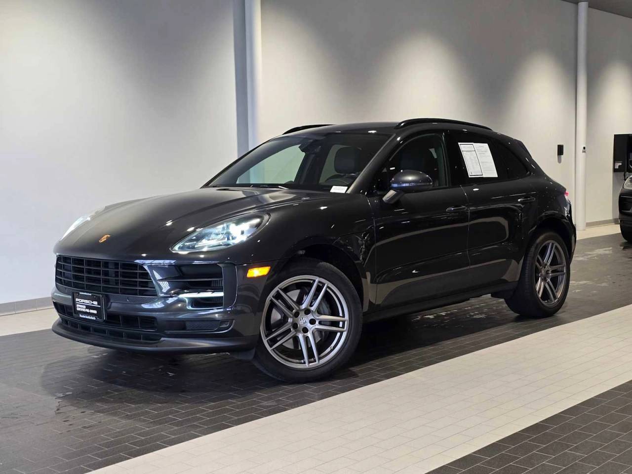 2021 Porsche Macan S