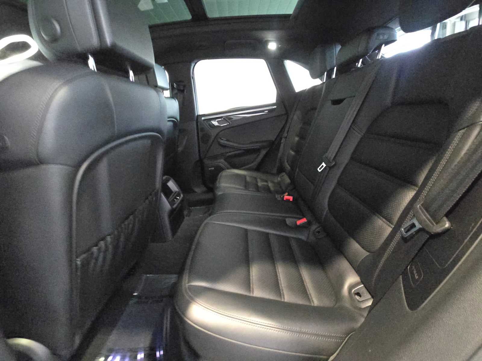 2015 Porsche Macan Macan S