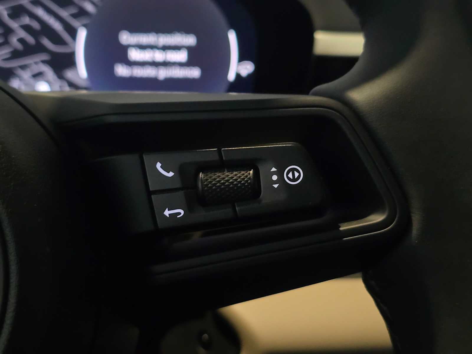 2025 Porsche Macan Electric 4S