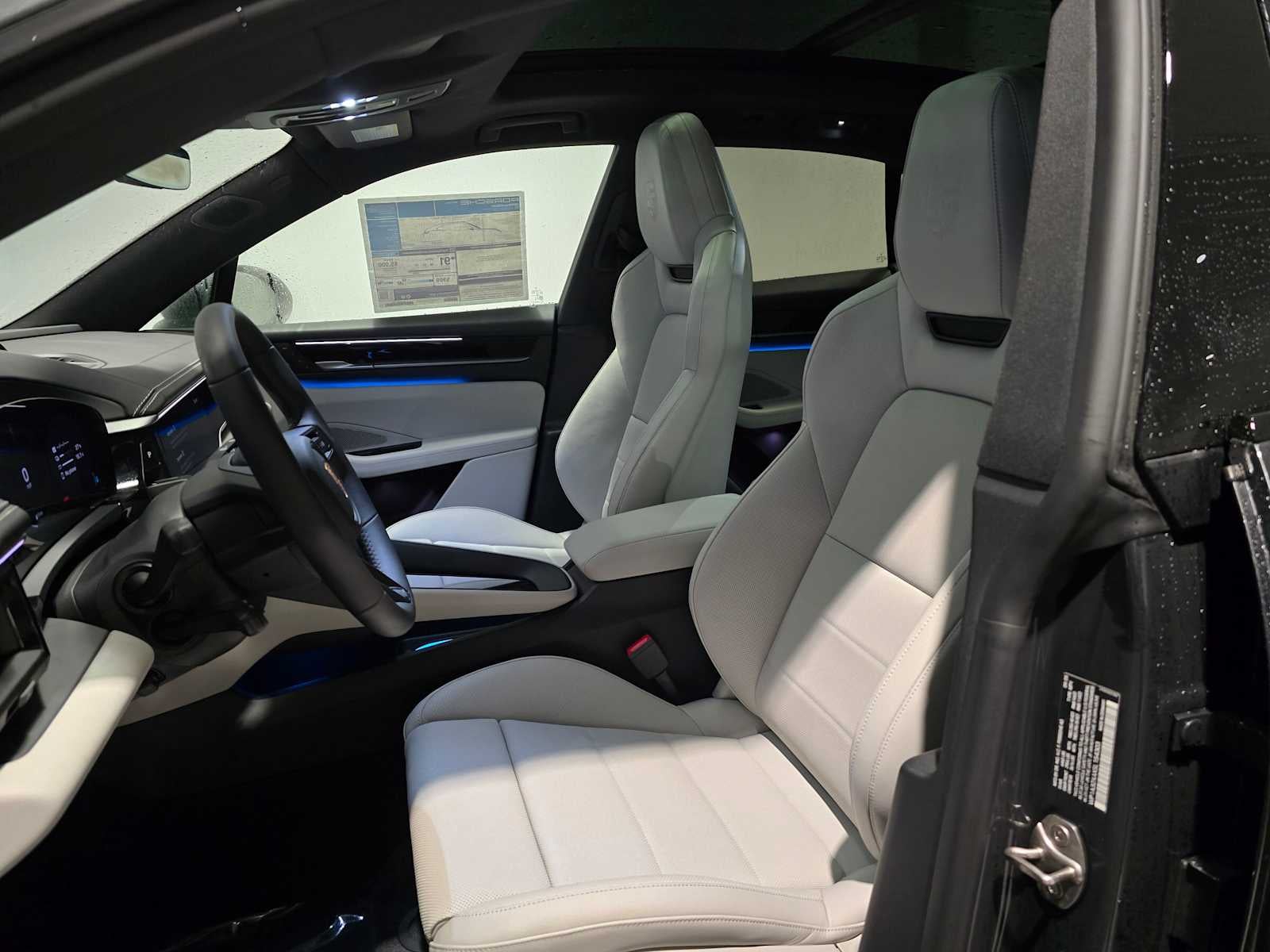 2025 Porsche Macan Electric 4S