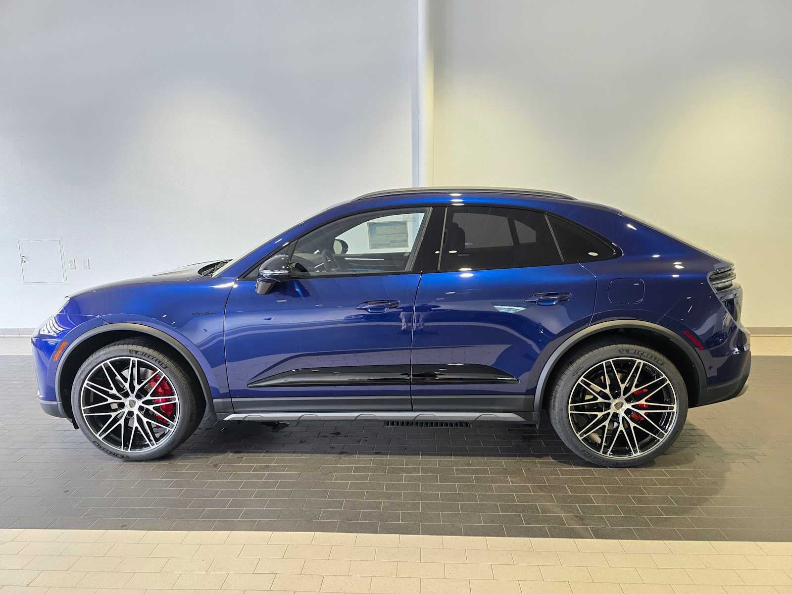 2026 Porsche Macan Electric Turbo