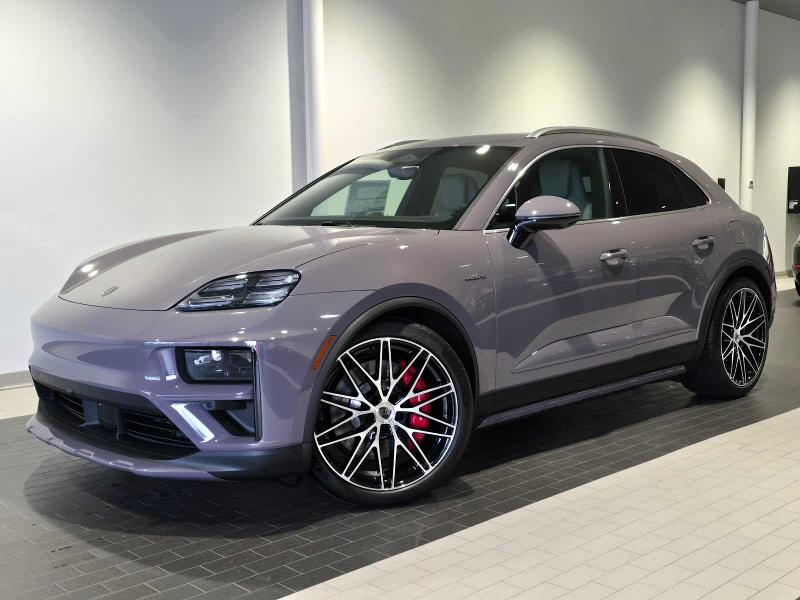 2025 Porsche Macan Electric Turbo