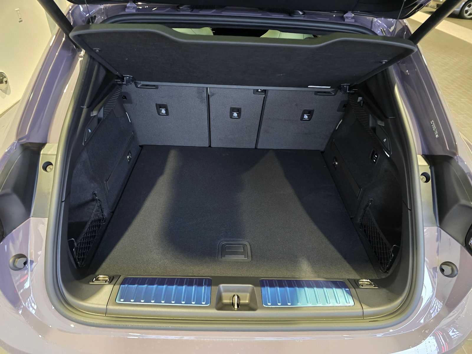 2025 Porsche Macan Electric Turbo