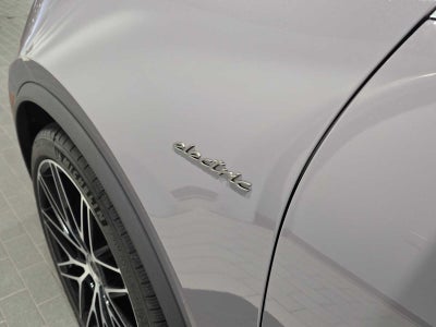 2025 Porsche Macan Electric Turbo