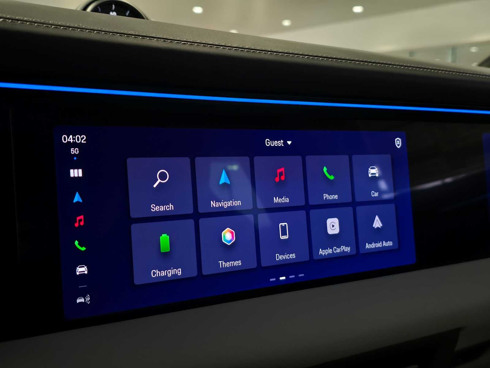 2025 Porsche Macan Electric Turbo