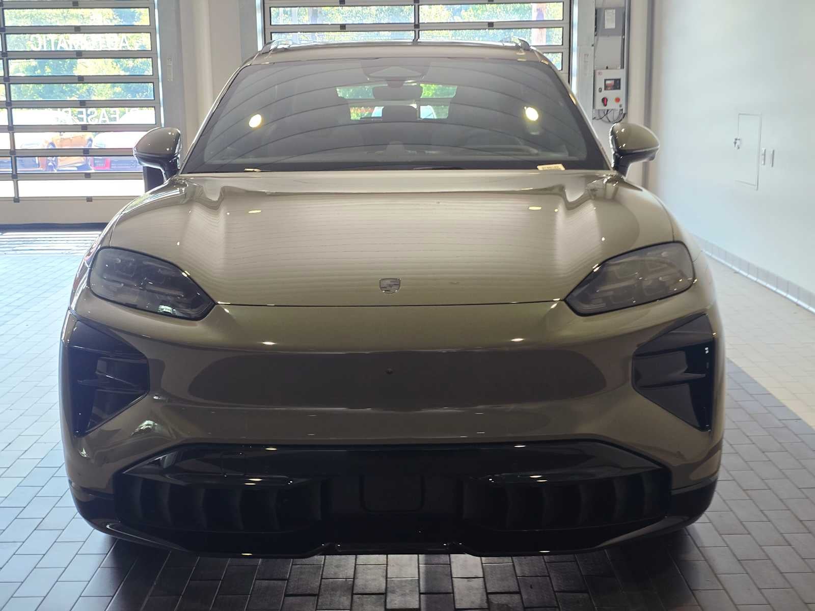 2026 Porsche Cayenne Cayenne Turbo Electric