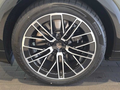 2026 Porsche Cayenne Cayenne Turbo Electric