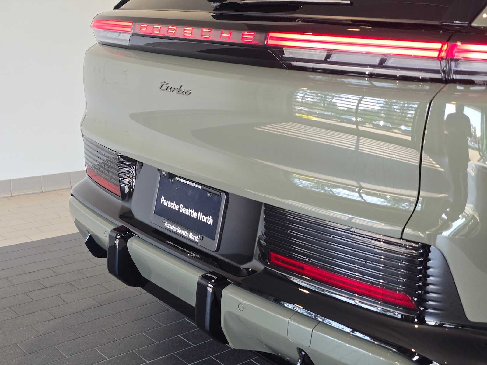 2026 Porsche Cayenne Cayenne Turbo Electric
