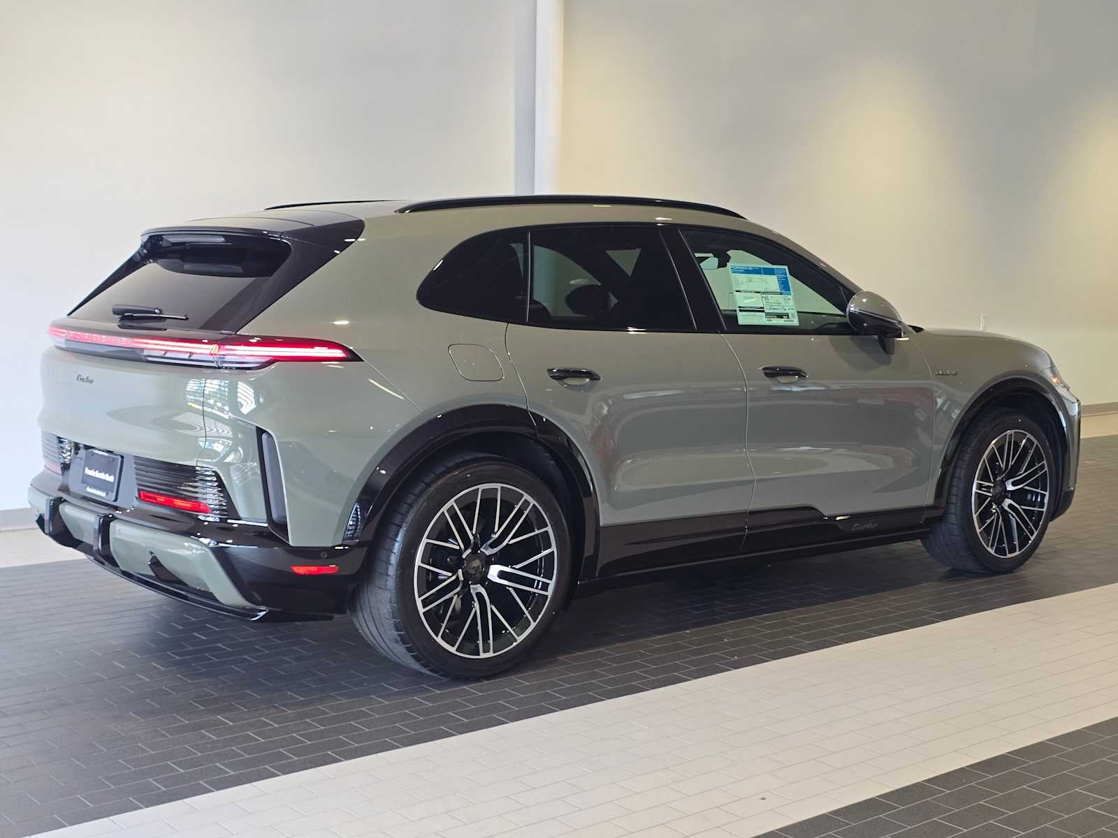 2026 Porsche Cayenne Cayenne Turbo Electric