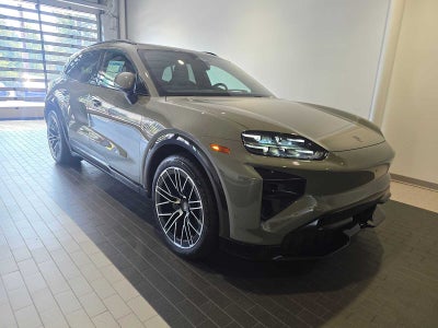 2026 Porsche Cayenne Cayenne Turbo Electric