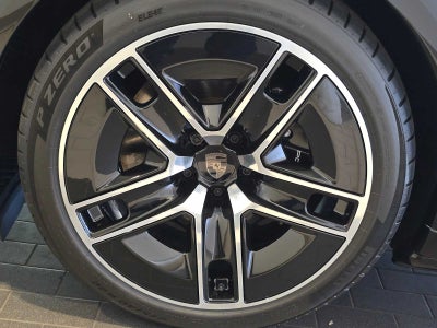 2026 Porsche Cayenne Cayenne Turbo Electric