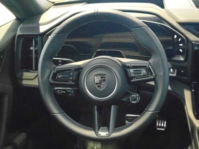 2026 Porsche Cayenne Cayenne Turbo Electric