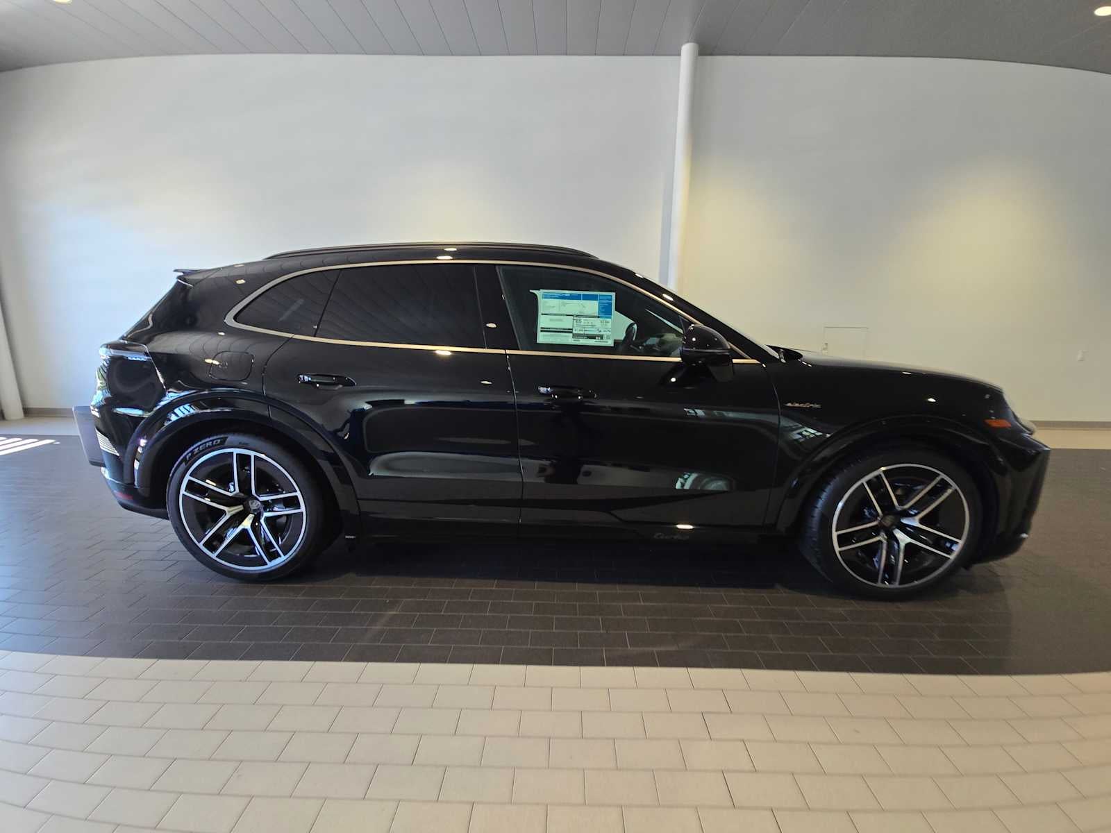 2026 Porsche Cayenne Cayenne Turbo Electric