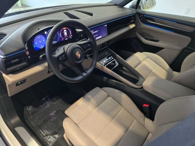 2025 Porsche Macan Electric