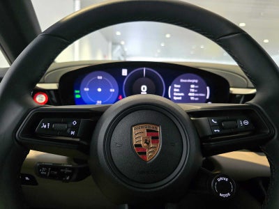 2025 Porsche Macan Electric