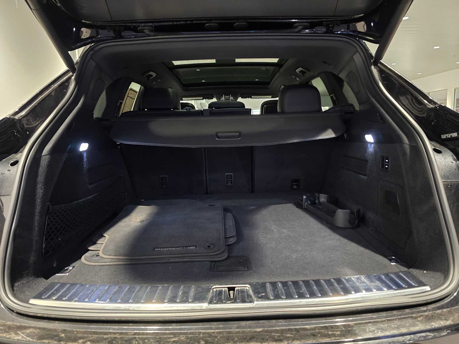 2020 Porsche Cayenne E-Hybrid