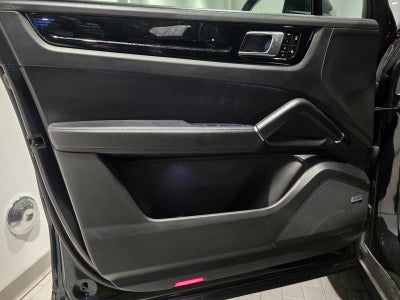 2020 Porsche Cayenne E-Hybrid