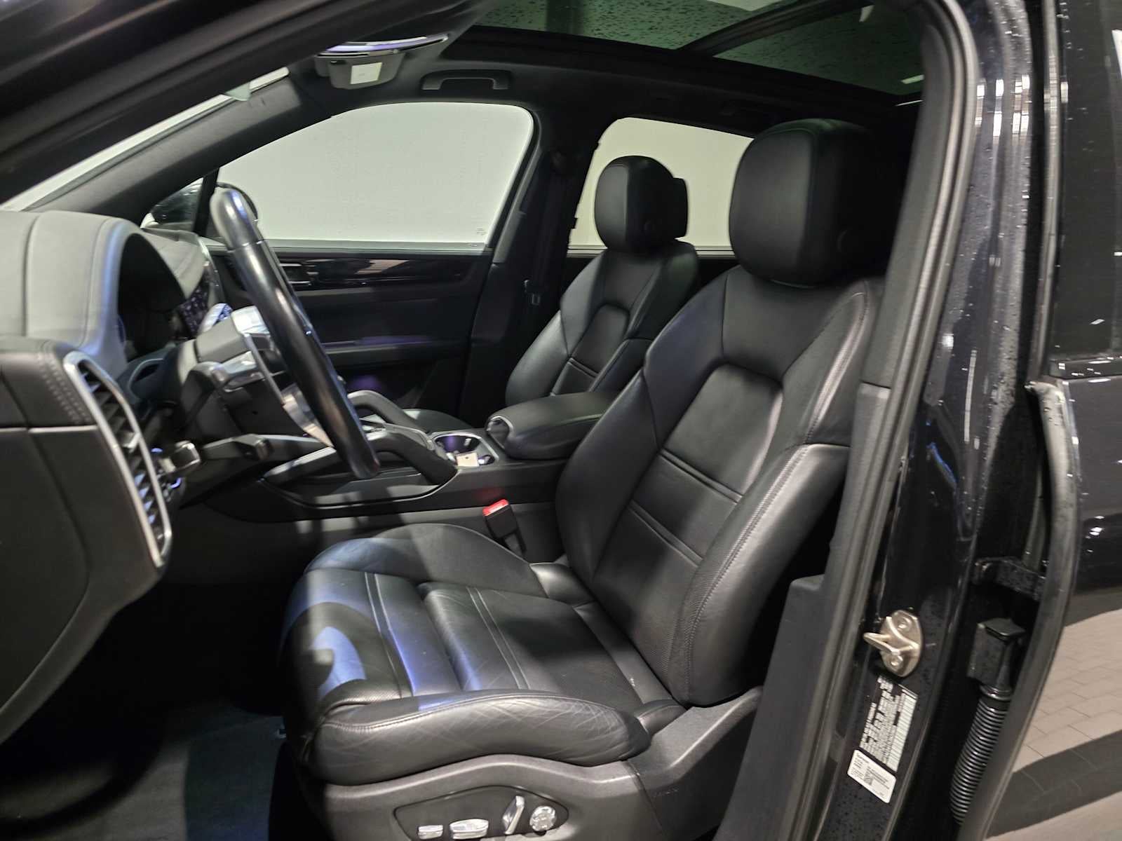 2020 Porsche Cayenne E-Hybrid