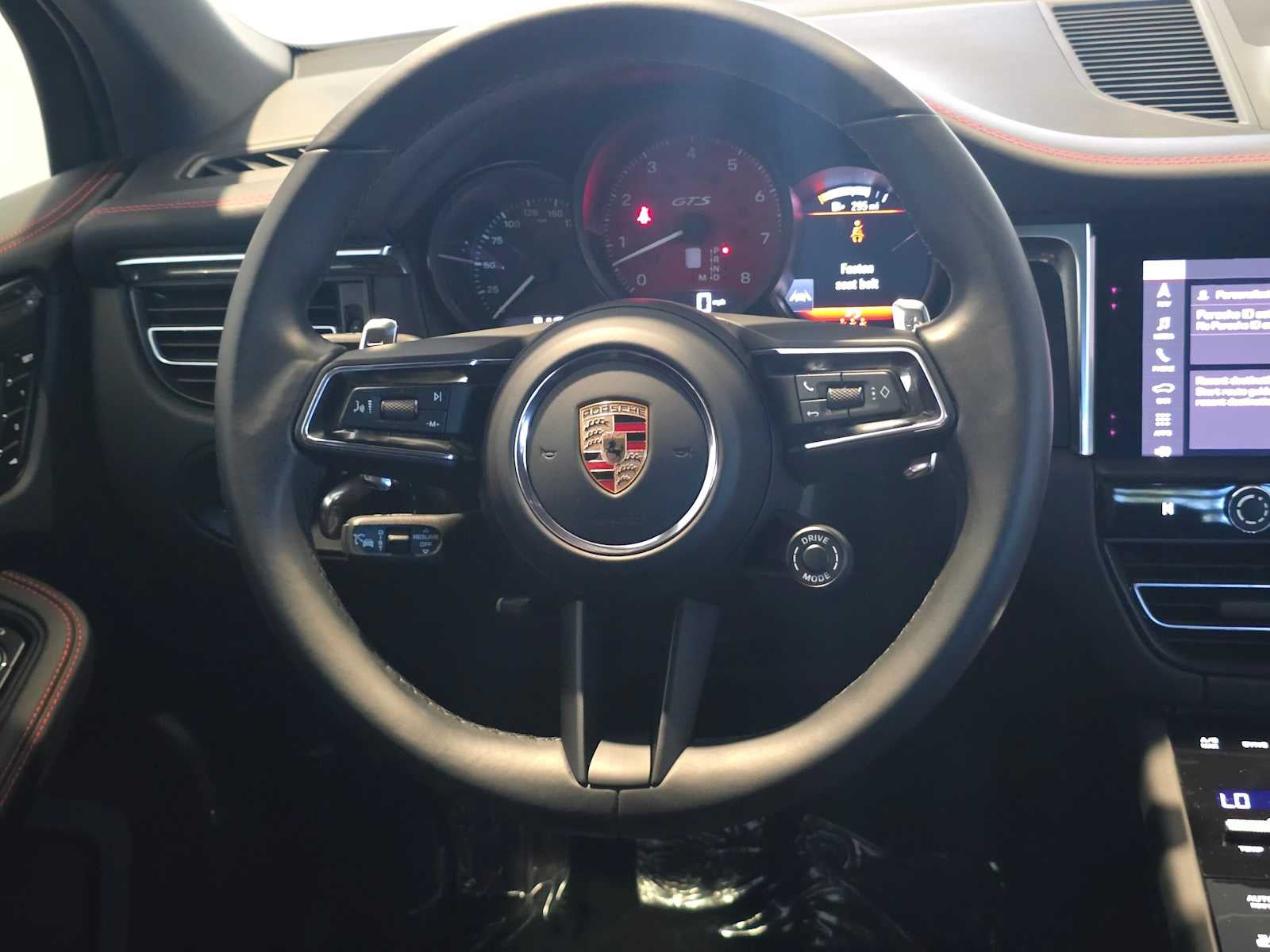 2025 Porsche Macan Macan GTS