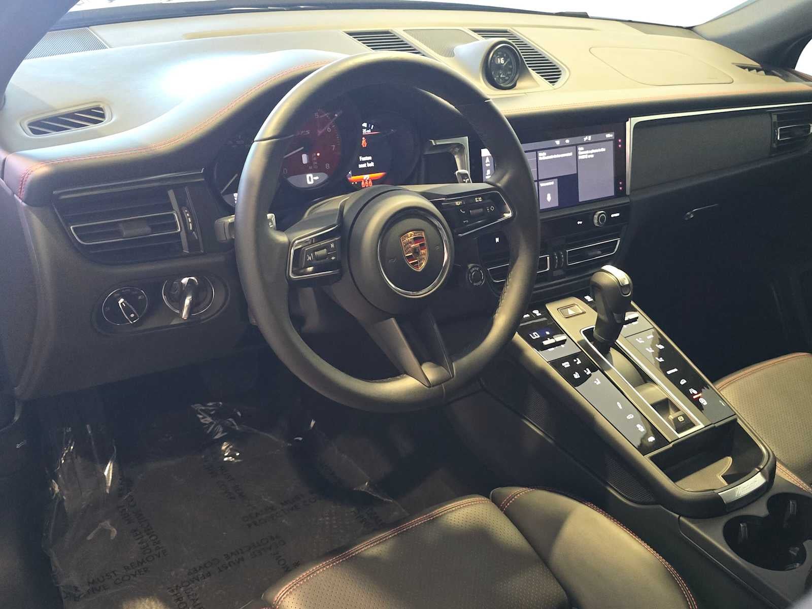 2025 Porsche Macan Macan GTS