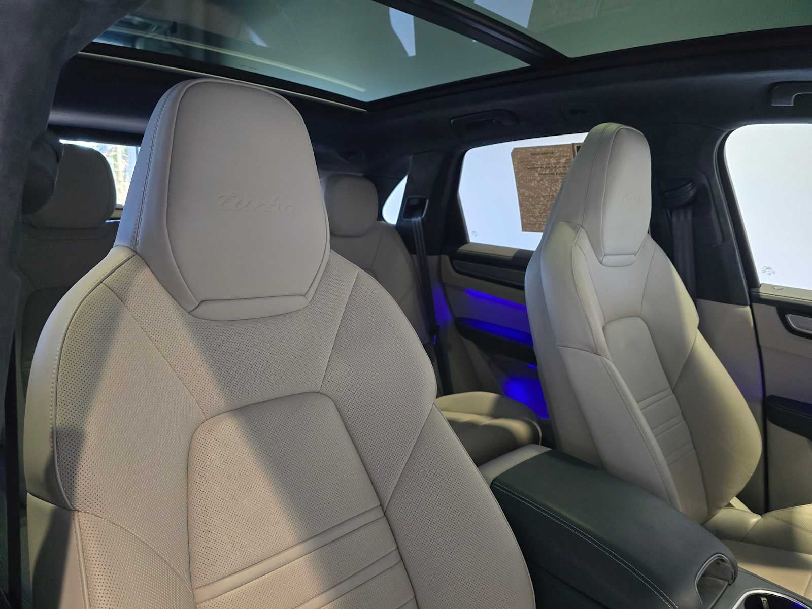 2023 Porsche Cayenne Turbo