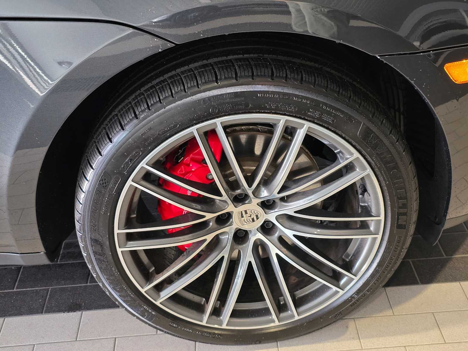 2025 Porsche Macan S