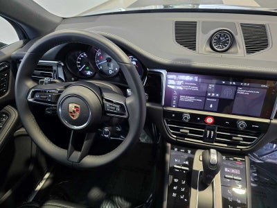 2025 Porsche Macan S
