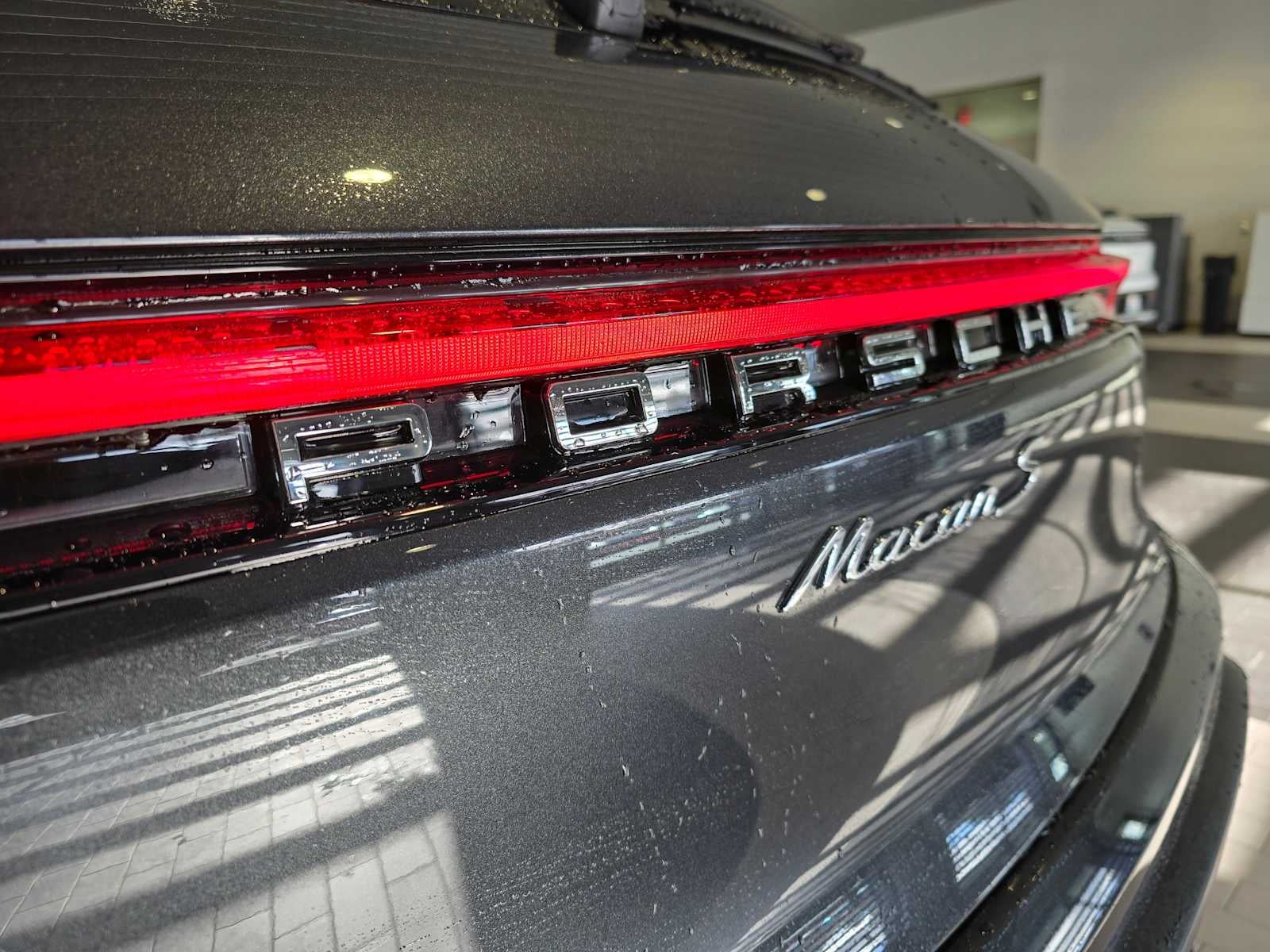 2025 Porsche Macan S