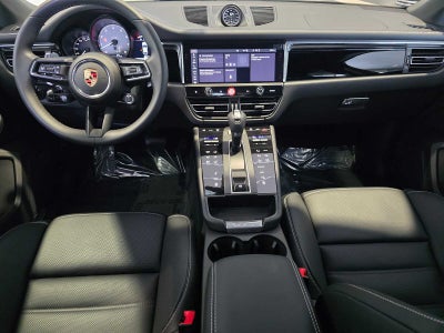 2025 Porsche Macan S