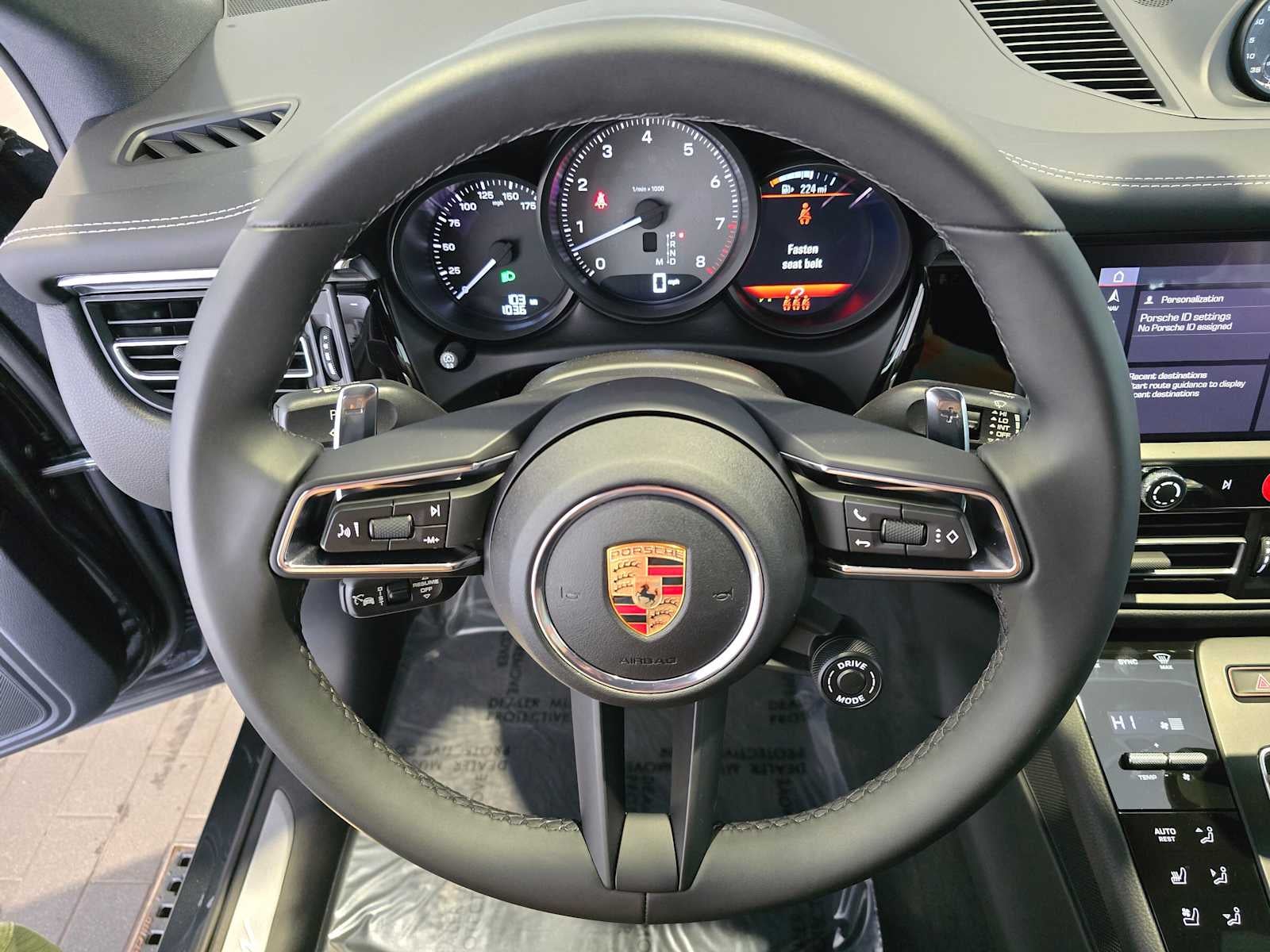 2025 Porsche Macan S