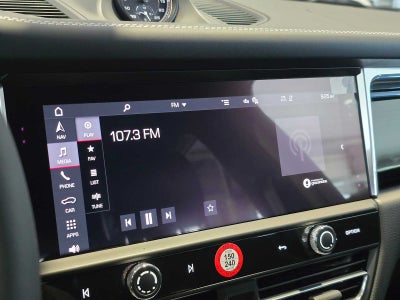 2025 Porsche Macan S