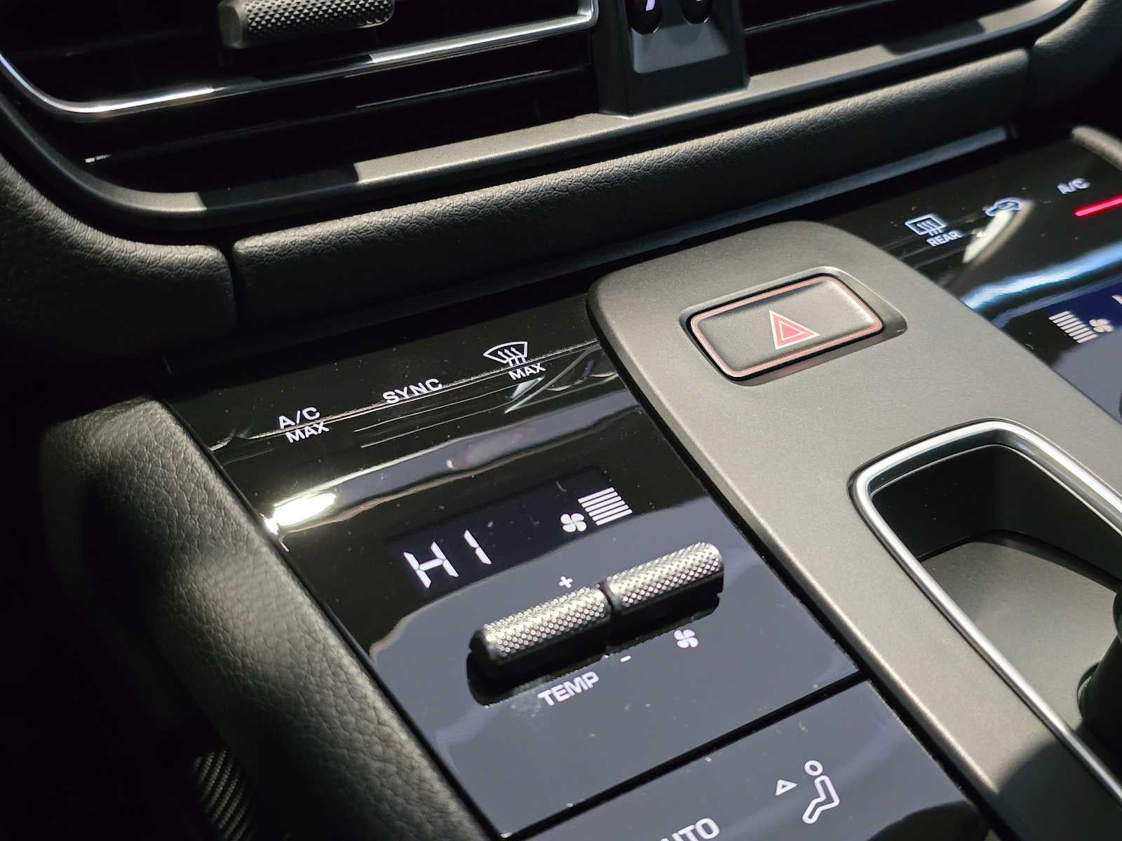 2025 Porsche Macan S