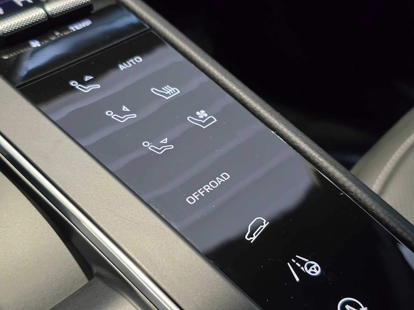 2025 Porsche Macan S