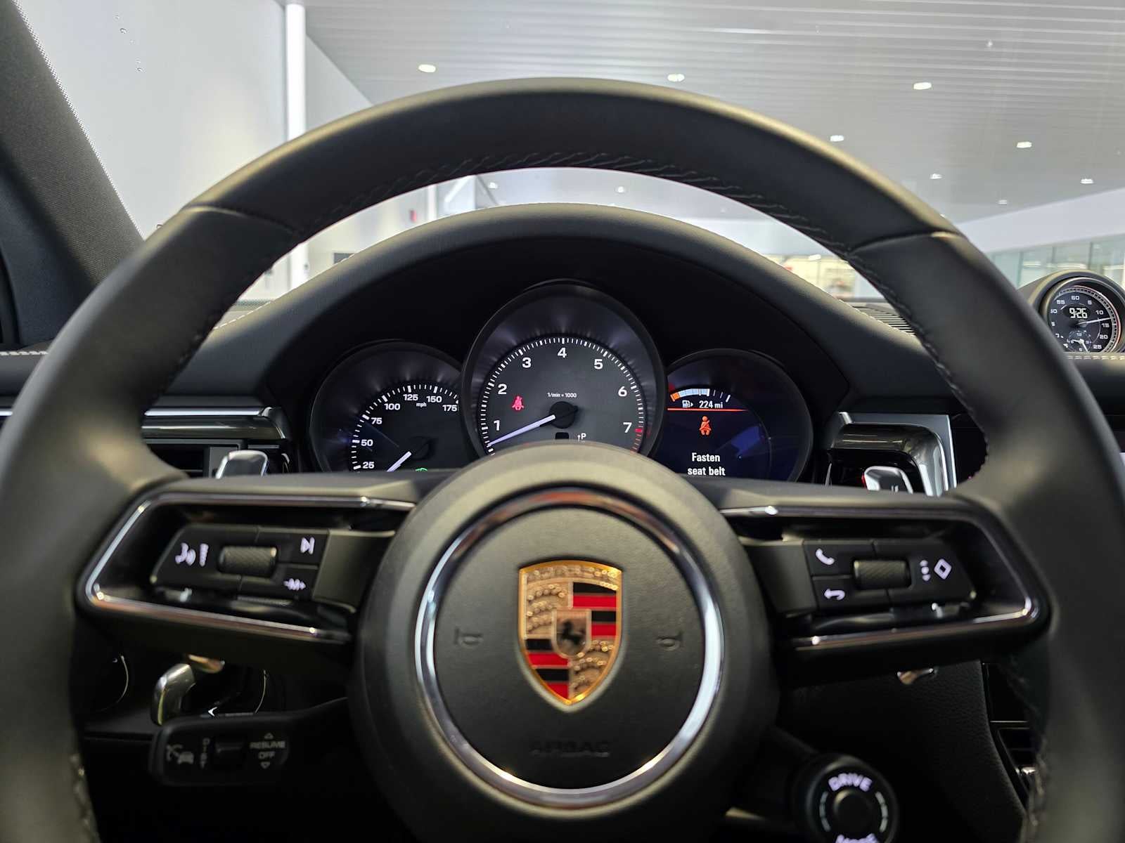 2025 Porsche Macan S