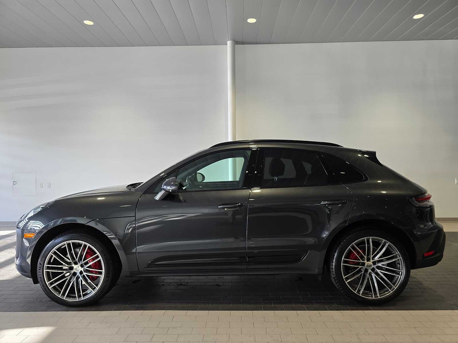 2025 Porsche Macan S