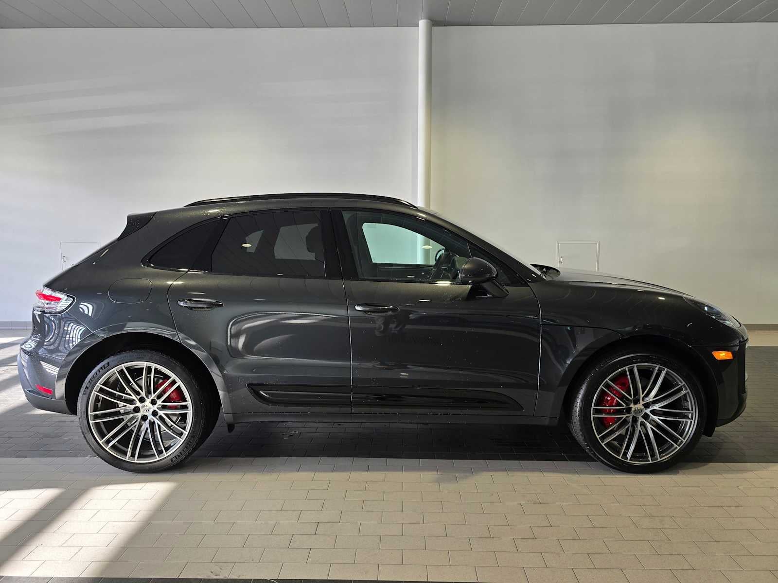 2025 Porsche Macan S