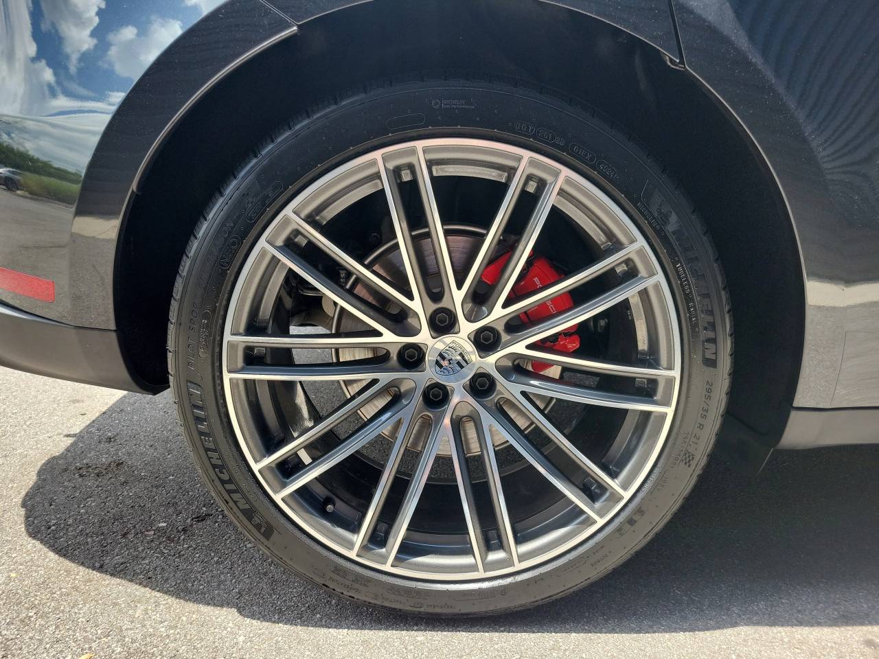 2025 Porsche Macan S